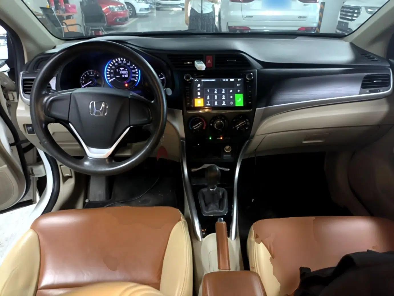 Honda Crider 2016 1.8L Manual Comfort Version — миниатюра 12