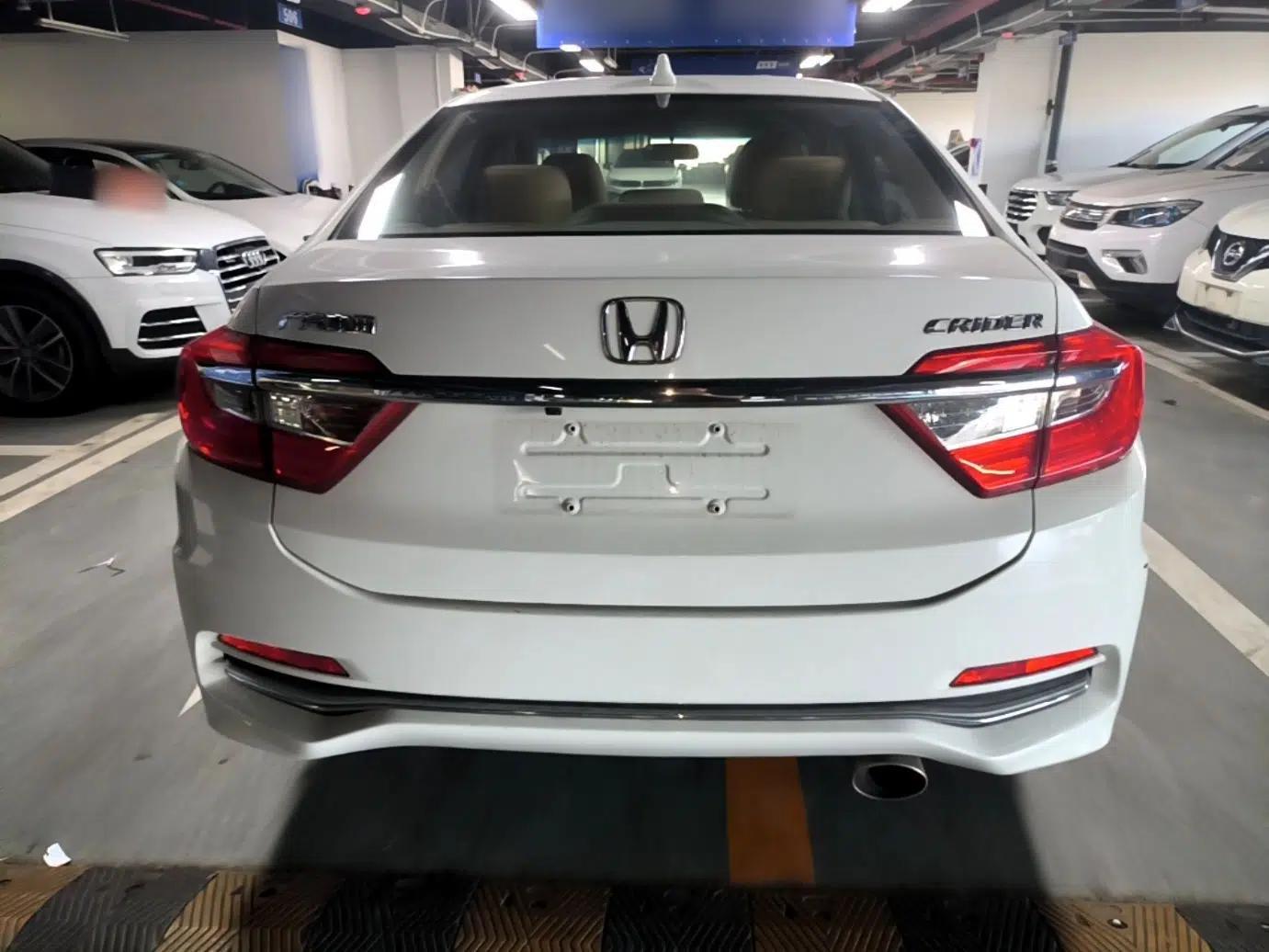 Honda Crider 2016 1.8L Manual Comfort Version — миниатюра 5