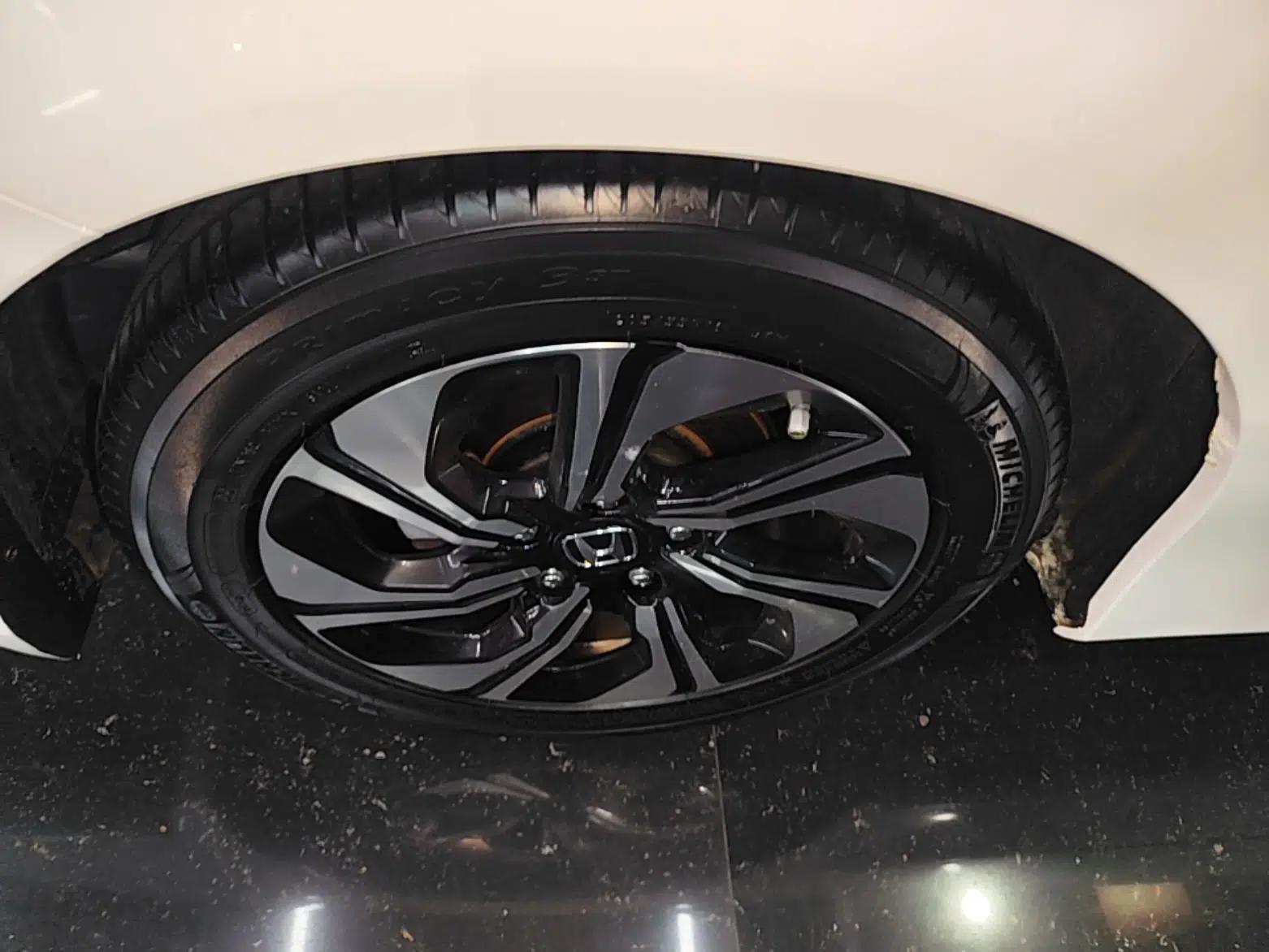 Honda Crider 2016 1.8L CVT Luxury Edition — миниатюра 11