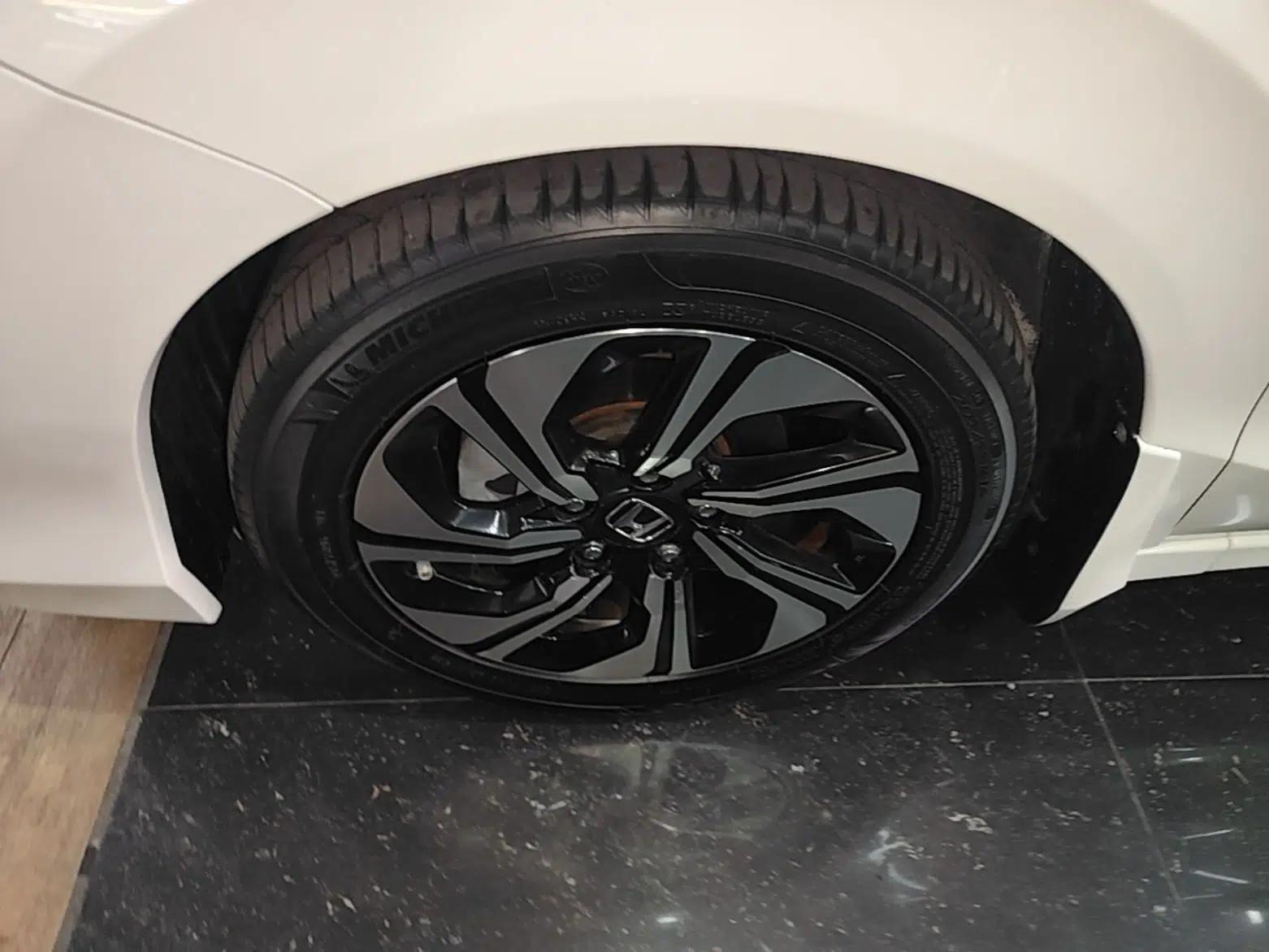 Honda Crider 2016 1.8L CVT Luxury Edition — миниатюра 10