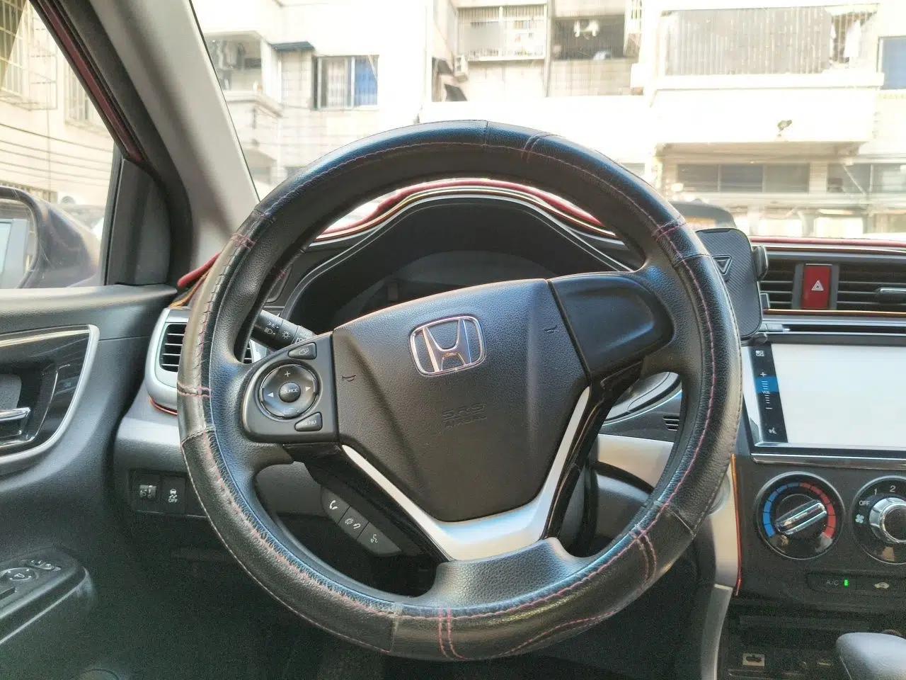 Honda Crider 2013 1.8L automatic luxury edition — миниатюра 10
