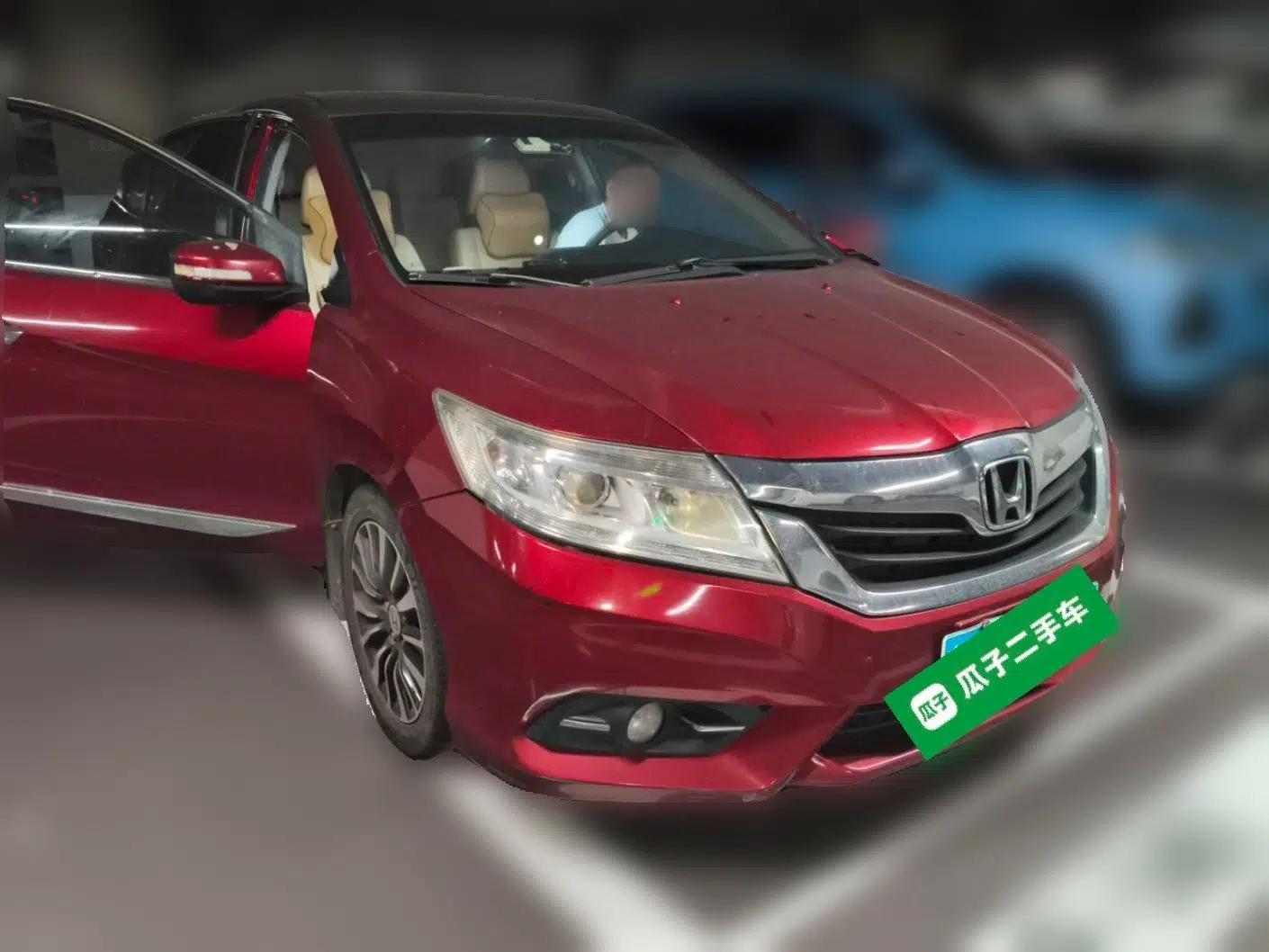 Honda Crider 2013 1.8L automatic luxury edition — миниатюра 3
