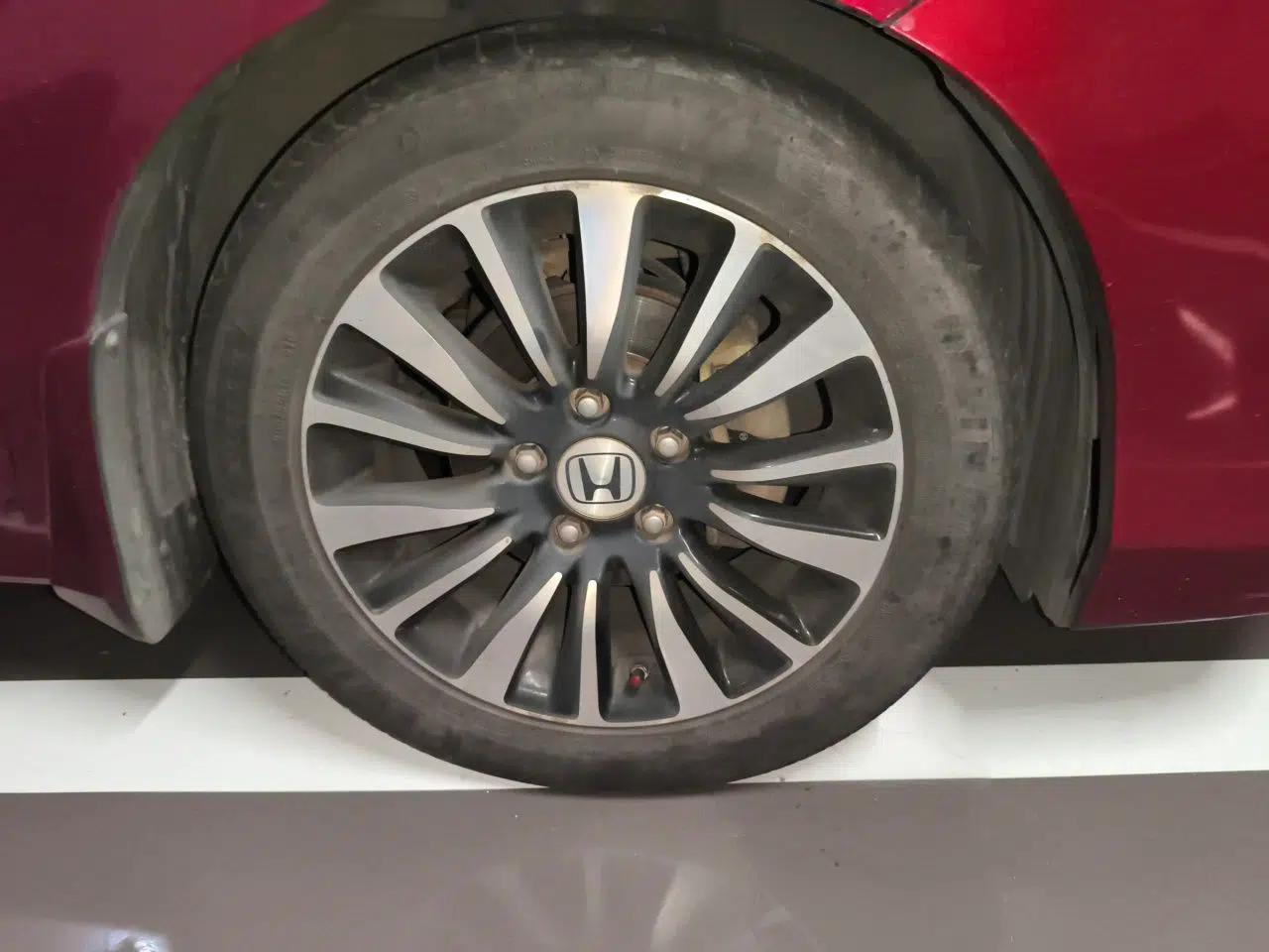 Honda Crider 2013 1.8L automatic luxury edition — миниатюра 8
