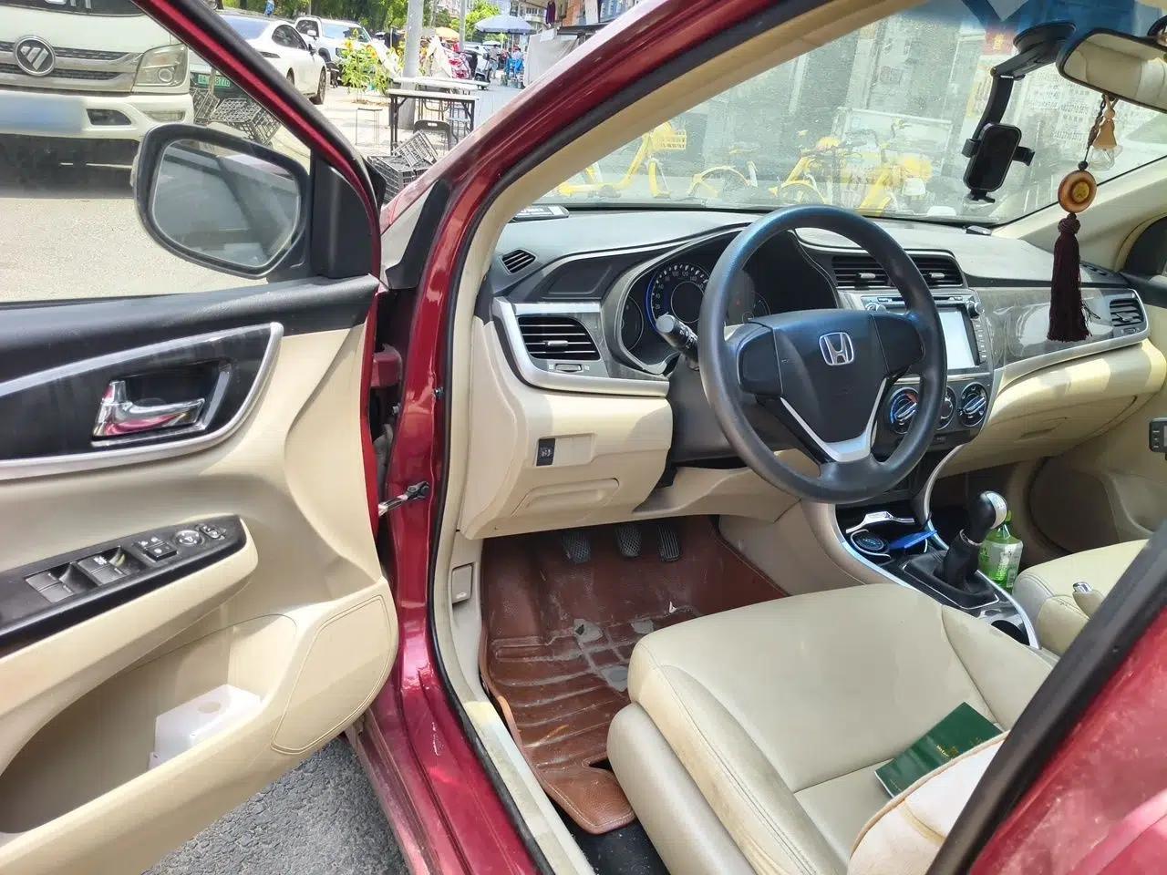 Honda Crider 2013 1.8L manual Comfort version — миниатюра 16