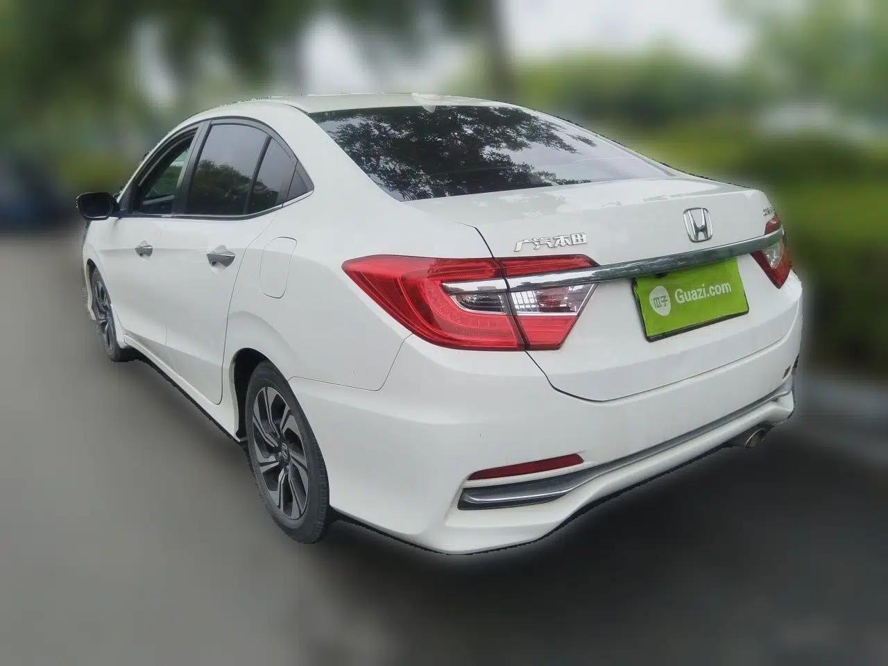 Honda Crider 2016 1.8L CVT Comfort Version — миниатюра 4