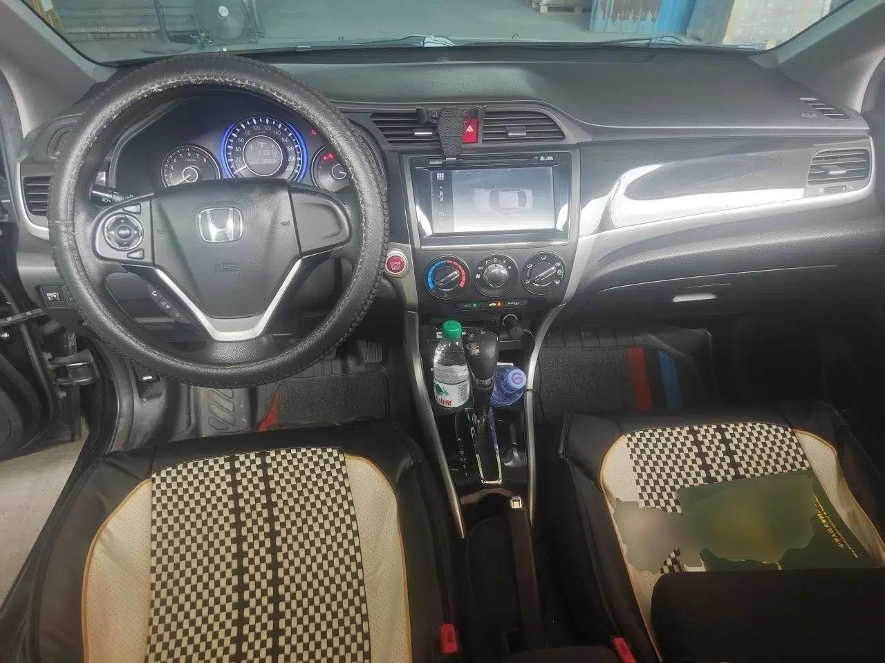 Honda Crider 2013 1.8L automatic luxury edition — миниатюра 9