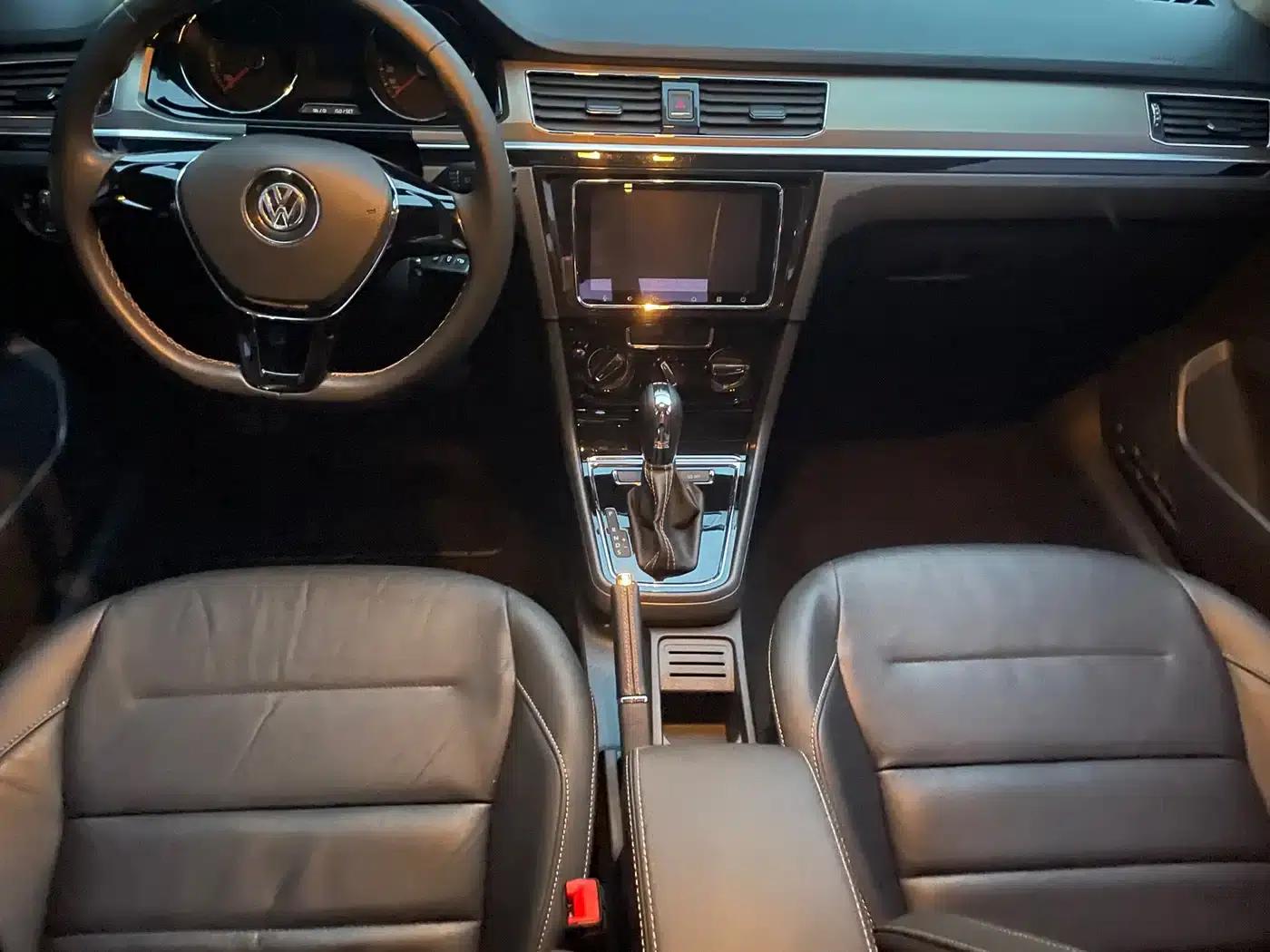 2016 Volkswagen Bora 230TSI DSG 25th Anniversary Edition — миниатюра 5