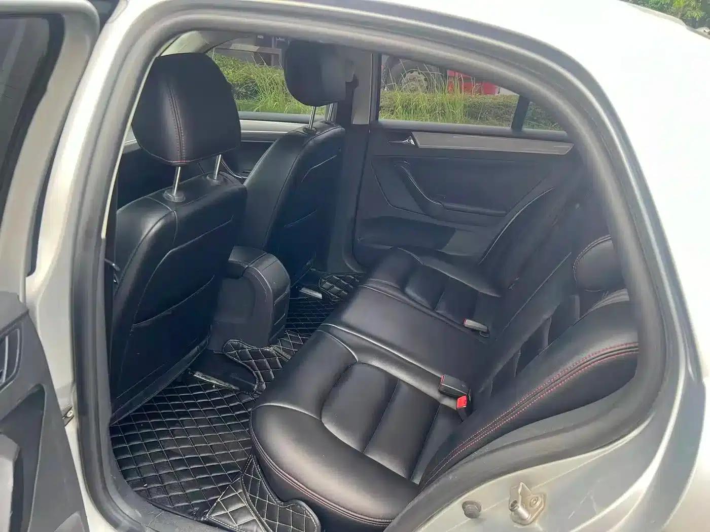 2015 Volkswagen Bora Value Edition 1.6L Manual Fashion Model — миниатюра 8
