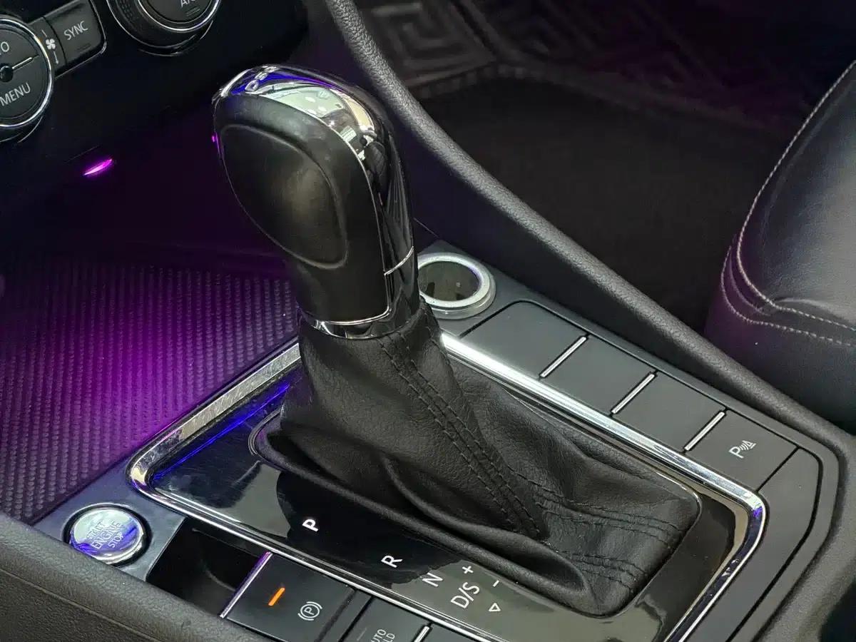 2019 Volkswagen Bora Facelift 280TSI DSG Luxury Model (National V Emission Standard) — миниатюра 28