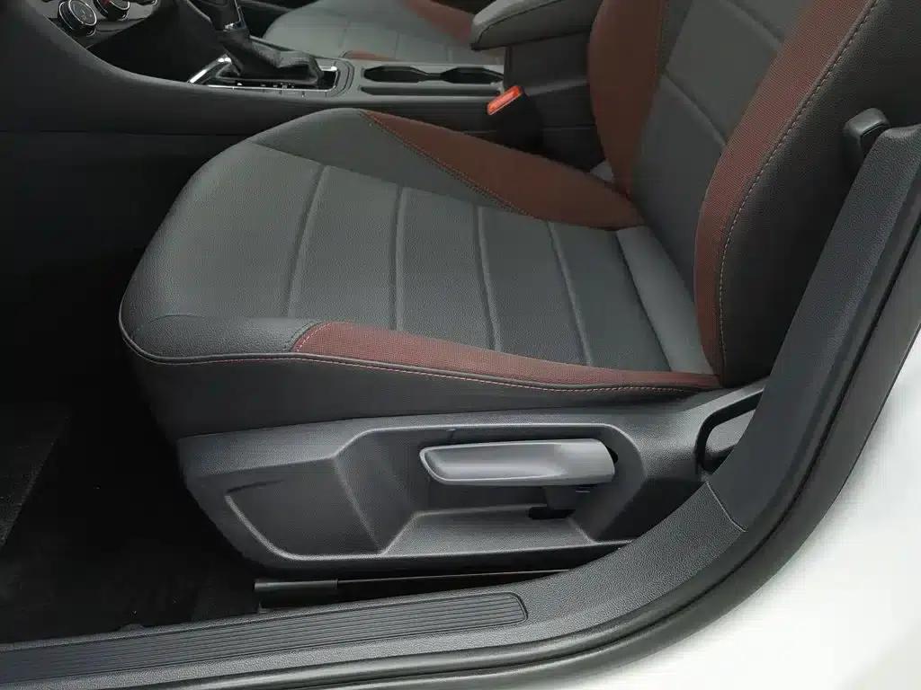 2020 Volkswagen Bora 1.5L Automatic Comfort Model — миниатюра 20
