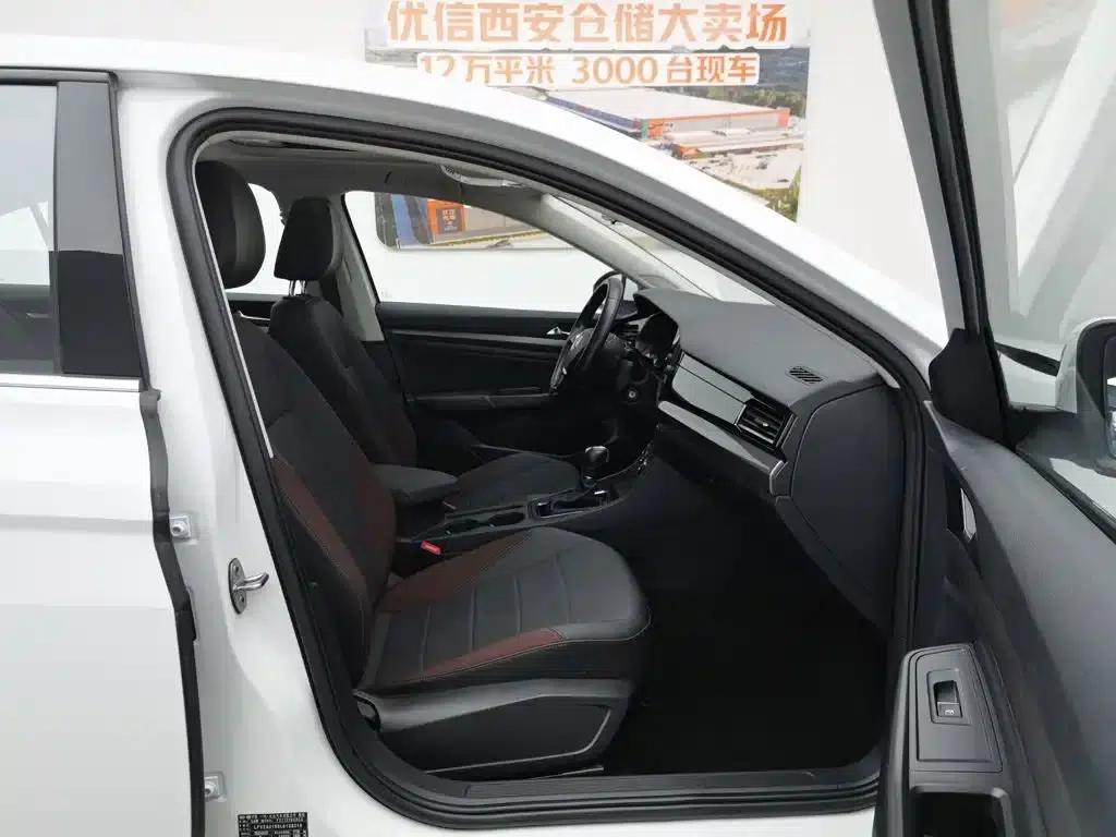 2020 Volkswagen Bora 1.5L Automatic Comfort Model — миниатюра 23