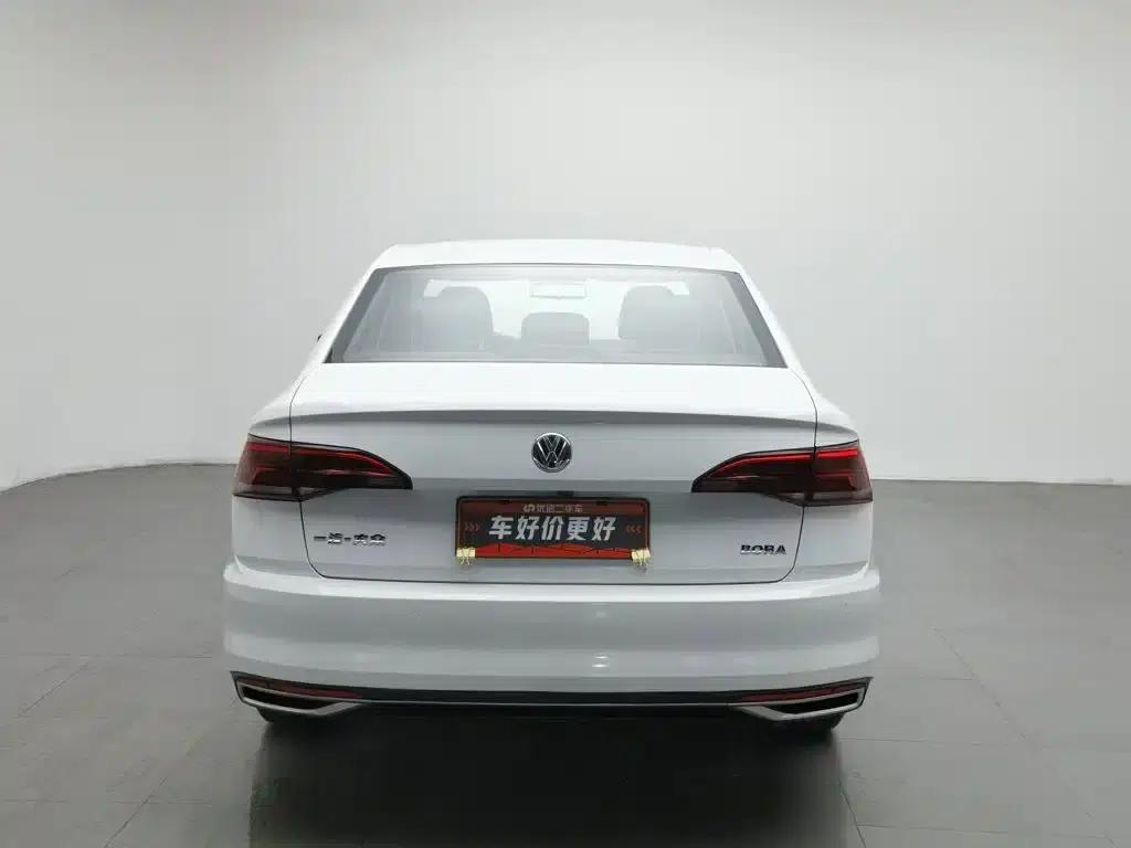 2020 Volkswagen Bora 1.5L Automatic Comfort Model — миниатюра 4