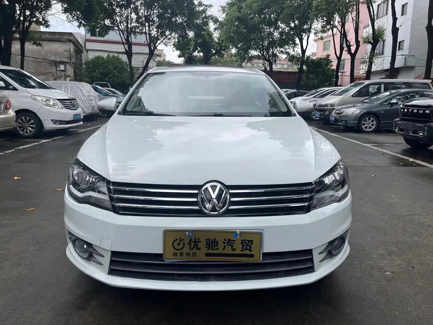 2013 Volkswagen Bora 1.6L Automatic Comfort Model — миниатюра 2
