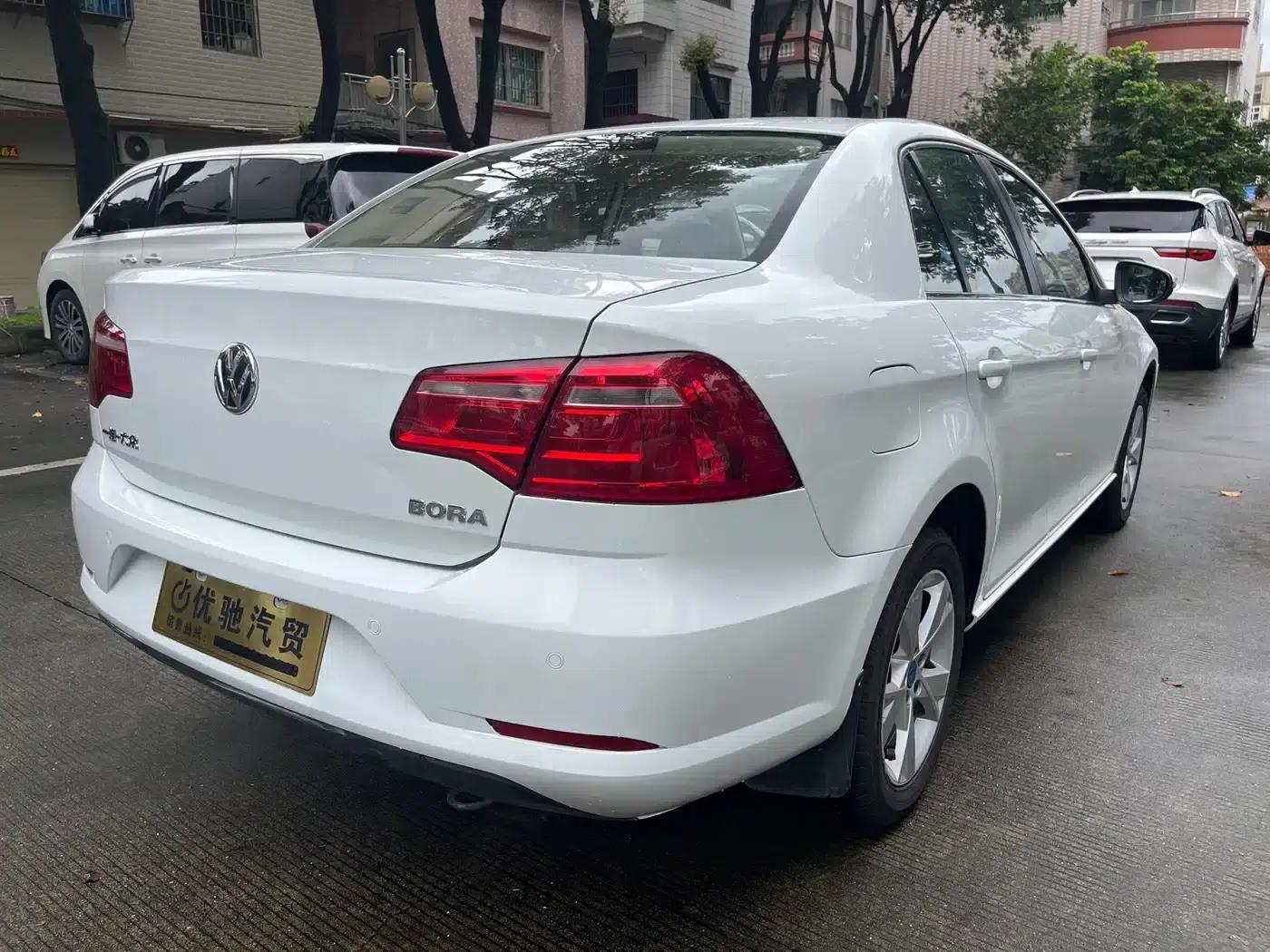 2013 Volkswagen Bora 1.6L Automatic Comfort Model — миниатюра 7