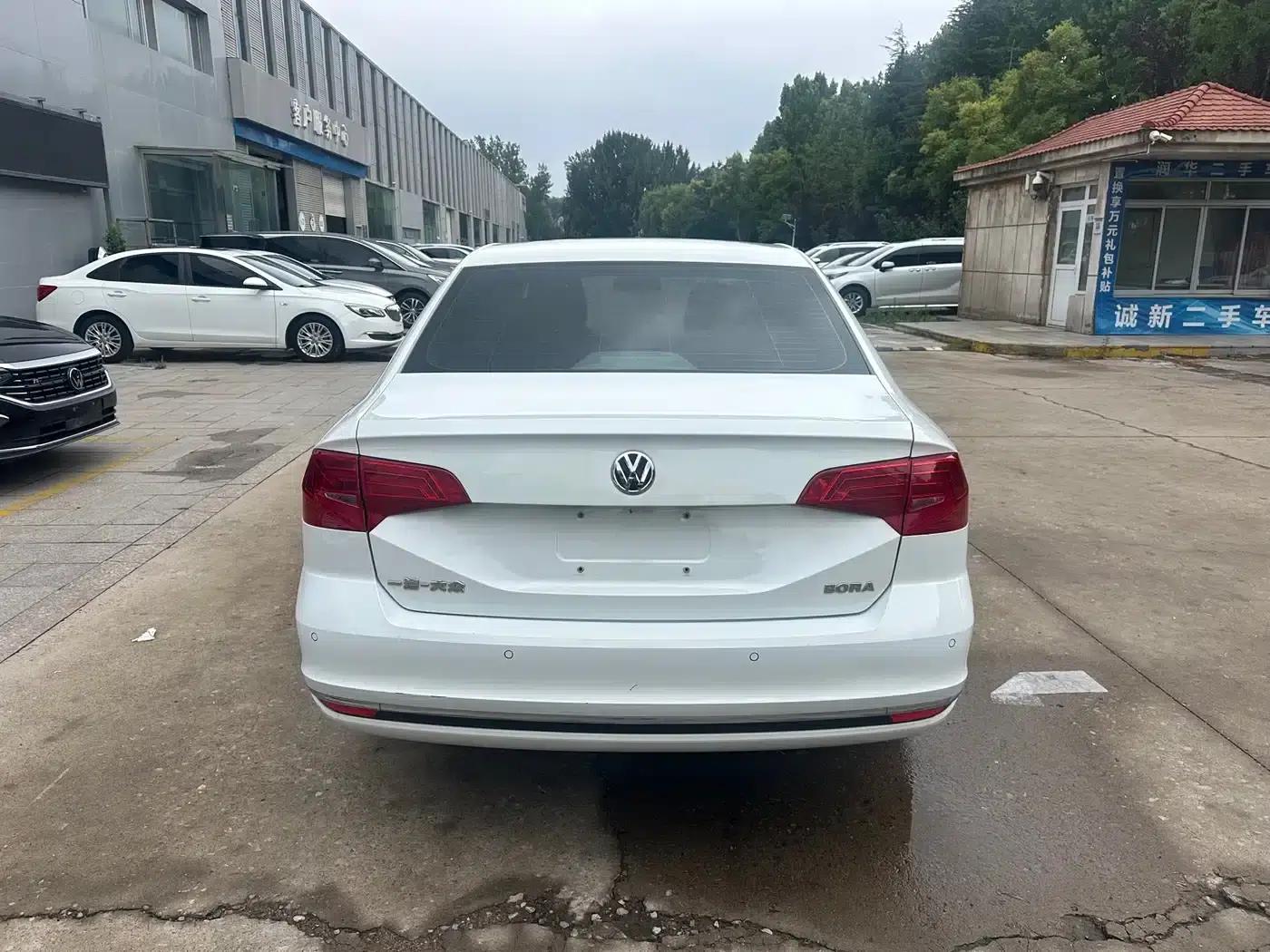 2019 Volkswagen Bora Legend 1.5L Automatic Fashion Model (China VI Emission Standard) — миниатюра 13