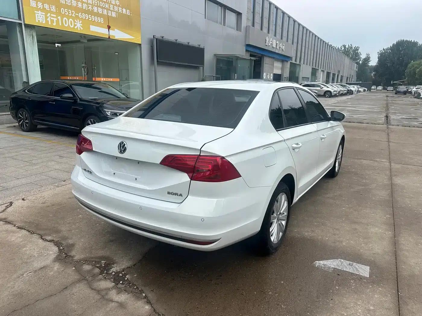 2019 Volkswagen Bora Legend 1.5L Automatic Fashion Model (China VI Emission Standard) — миниатюра 15