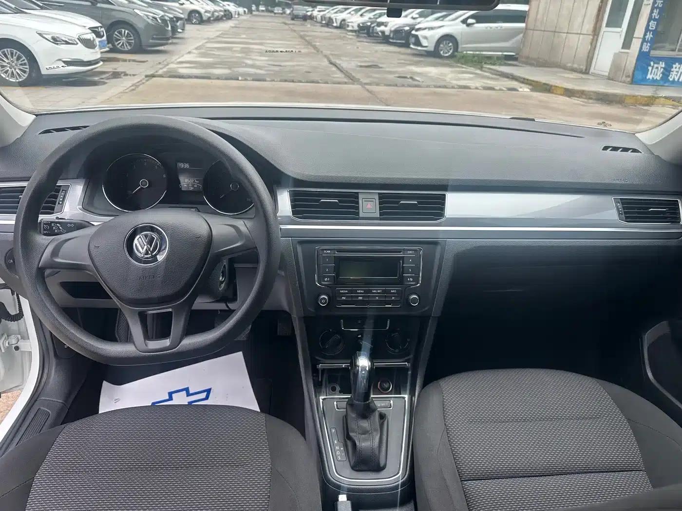 2019 Volkswagen Bora Legend 1.5L Automatic Fashion Model (China VI Emission Standard) — миниатюра 9