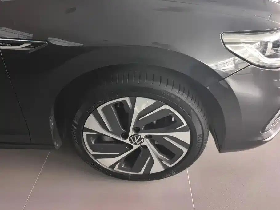2023 Volkswagen Bora 300TSI DSG Premium Edition — миниатюра 6