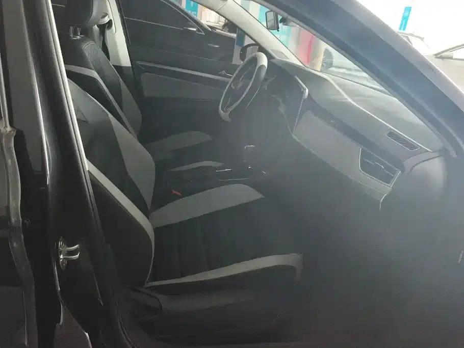 2023 Volkswagen Bora 300TSI DSG Premium Edition — миниатюра 8
