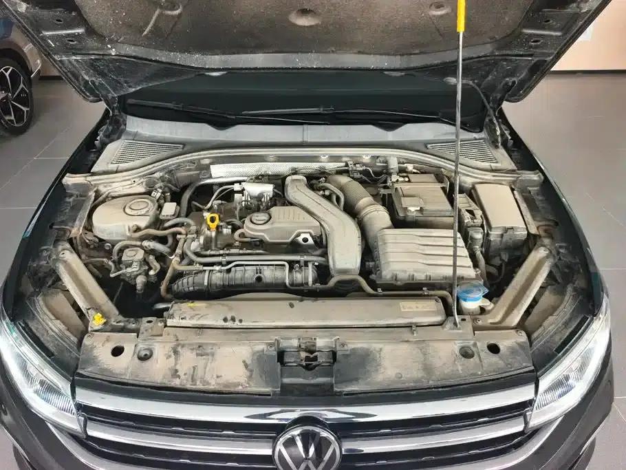 2023 Volkswagen Bora 300TSI DSG Premium Edition — миниатюра 10