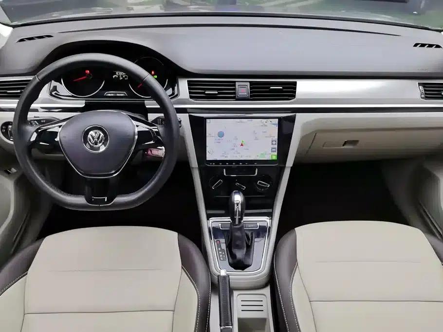 2016 Volkswagen Bora 1.6L Automatic Comfort Model — миниатюра 12