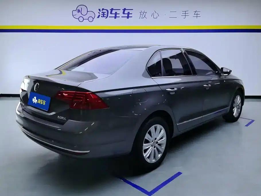 2016 Volkswagen Bora 1.6L Automatic Comfort Model — миниатюра 3