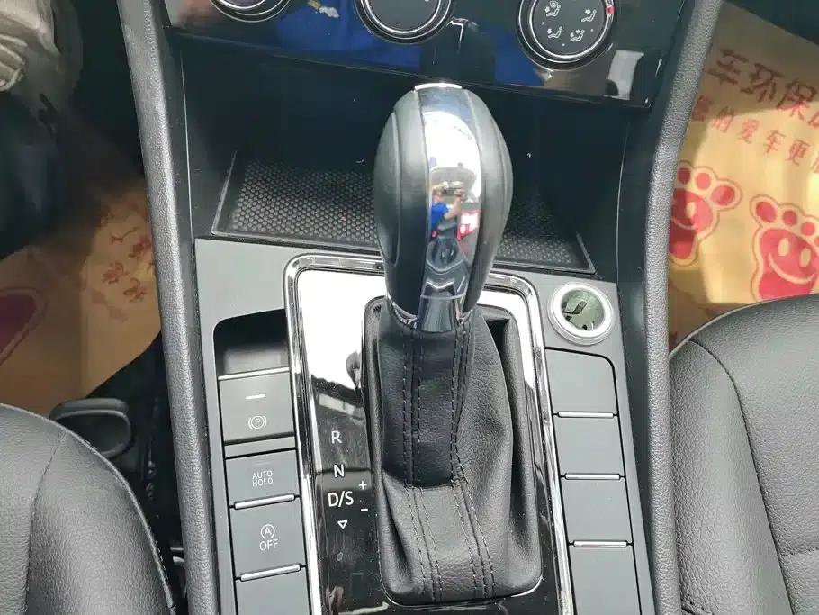 2019 Volkswagen Bora 1.5L Automatic Comfort Model — миниатюра 16