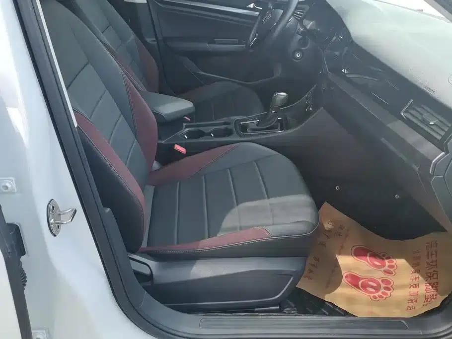 2019 Volkswagen Bora 1.5L Automatic Comfort Model — миниатюра 8