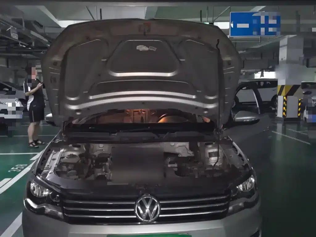 2014 Volkswagen Bora 1.6L Automatic Comfort Model — миниатюра 15