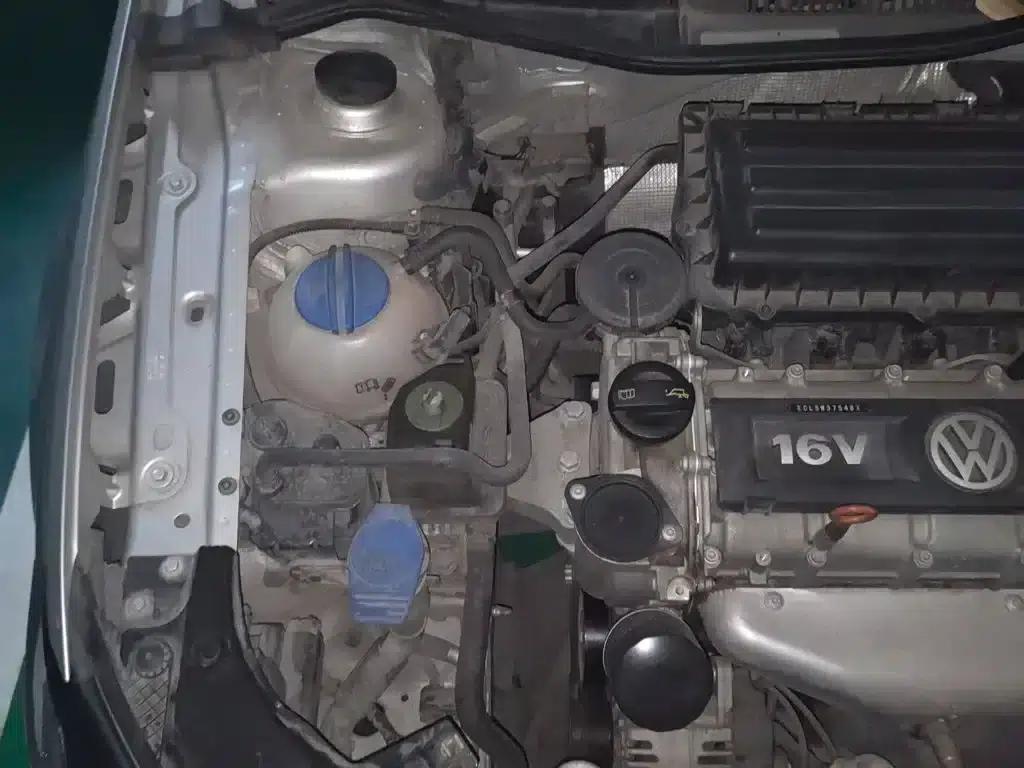 2014 Volkswagen Bora 1.6L Automatic Comfort Model — миниатюра 21