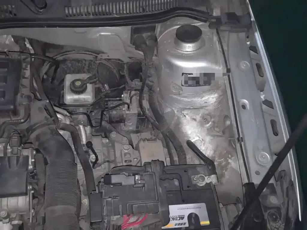 2014 Volkswagen Bora 1.6L Automatic Comfort Model — миниатюра 22