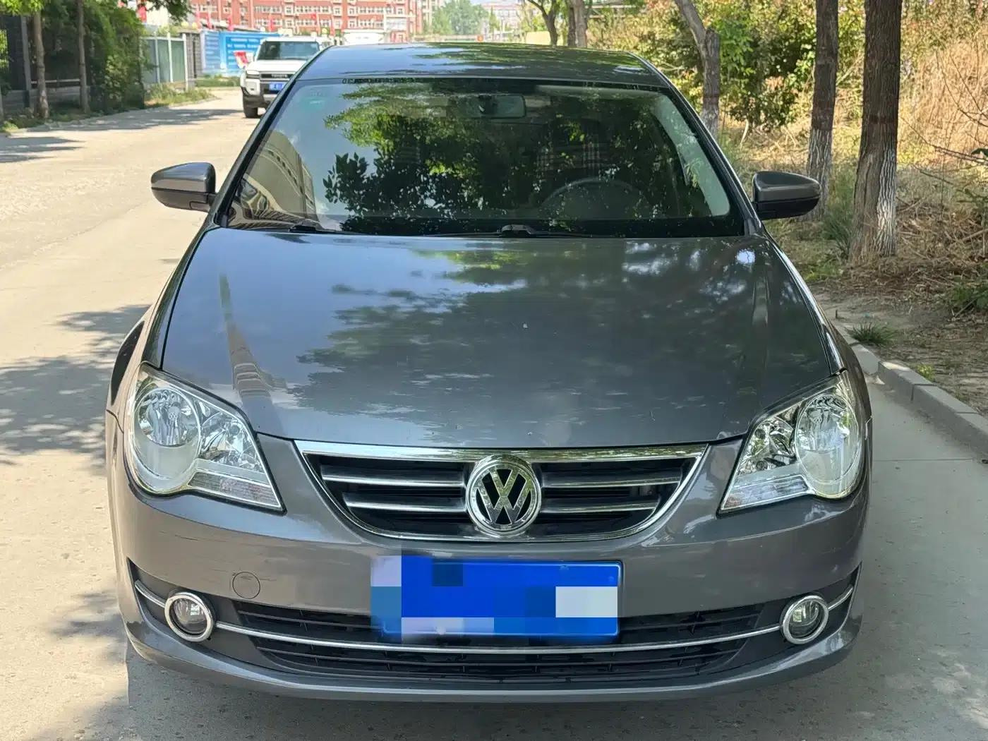 2012 Volkswagen Bora 1.6L Automatic Fashion Edition — миниатюра 2