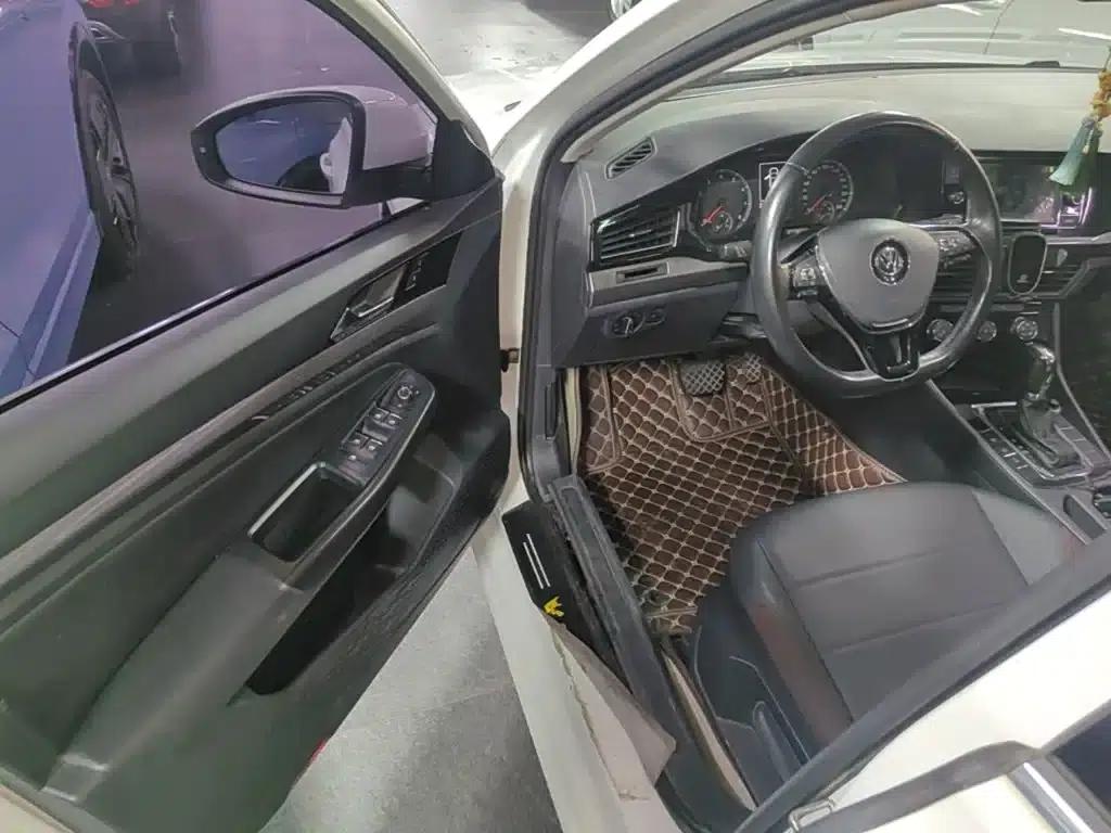 2020 Volkswagen Bora 1.5L Automatic Comfort Model — миниатюра 16