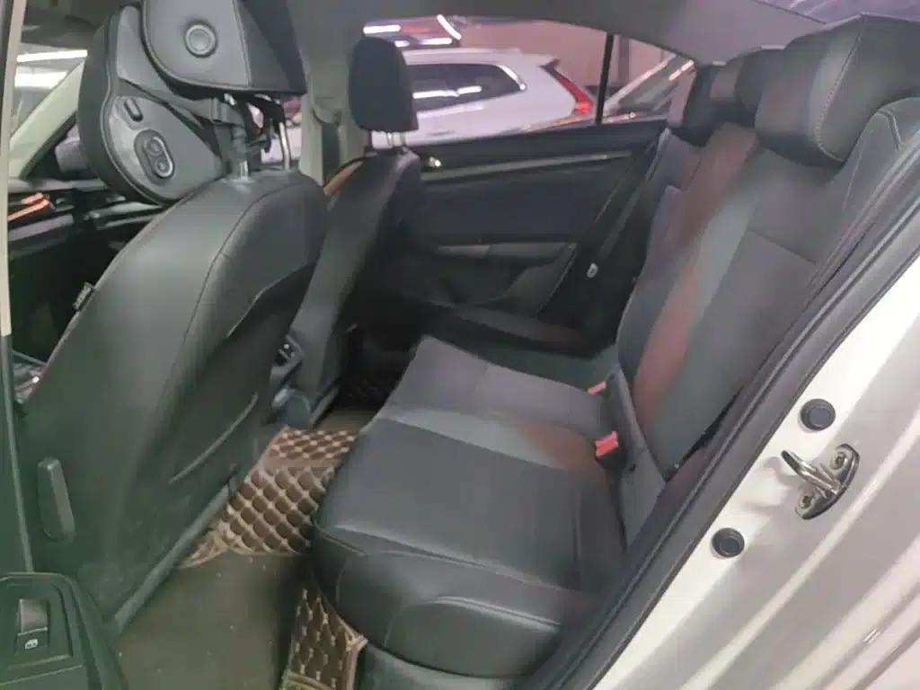 2020 Volkswagen Bora 1.5L Automatic Comfort Model — миниатюра 17