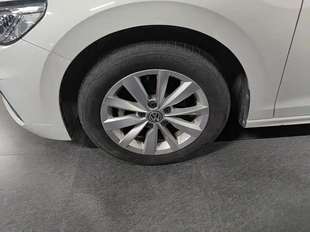 2020 Volkswagen Bora 1.5L Automatic Comfort Model — миниатюра 23