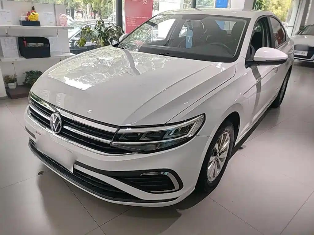 2023 Volkswagen Bora 200TSI DSG Comfort Edition — миниатюра 1