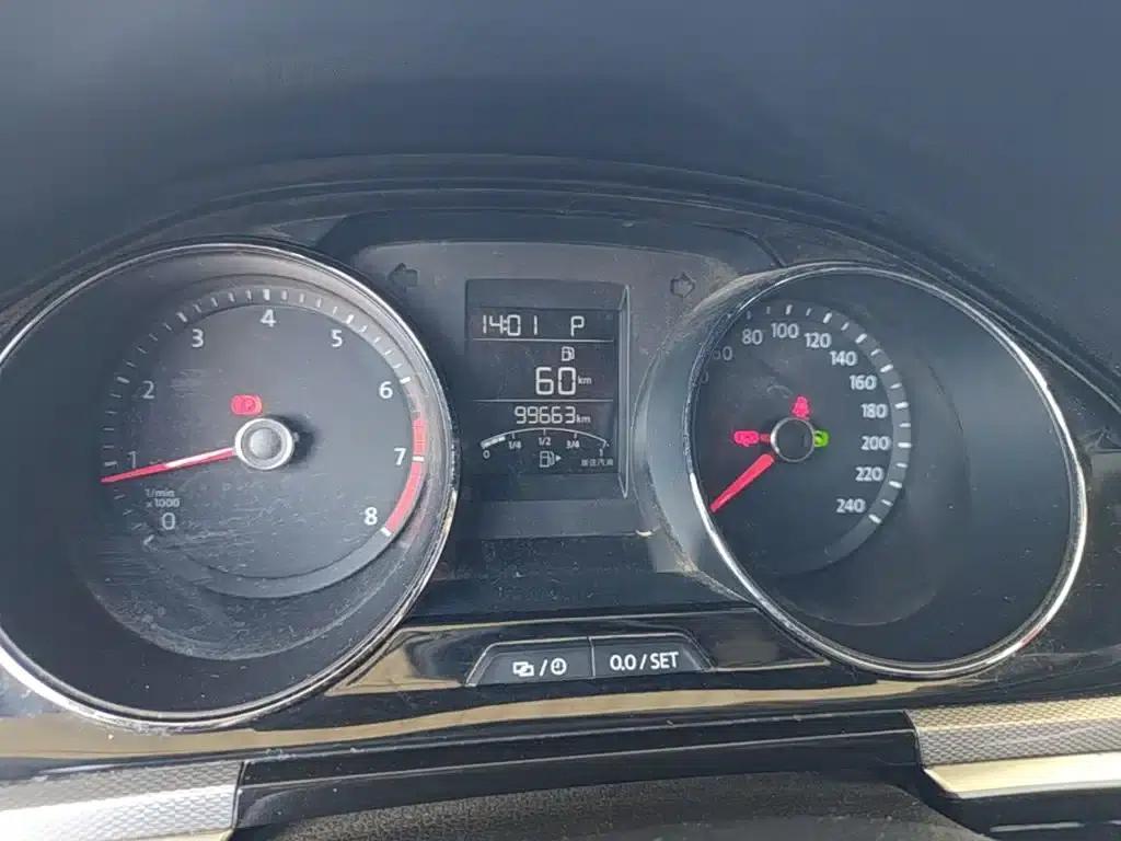 2017 Volkswagen Bora 1.6L Automatic Comfort Model — миниатюра 12