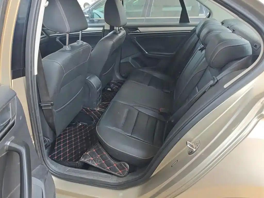 2017 Volkswagen Bora 1.6L Automatic Comfort Model — миниатюра 17