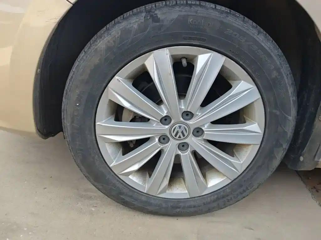 2017 Volkswagen Bora 1.6L Automatic Comfort Model — миниатюра 23
