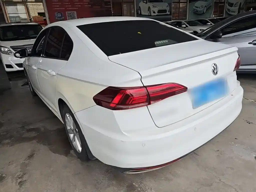 2020 Volkswagen Bora 1.5L Automatic Elite — миниатюра 5