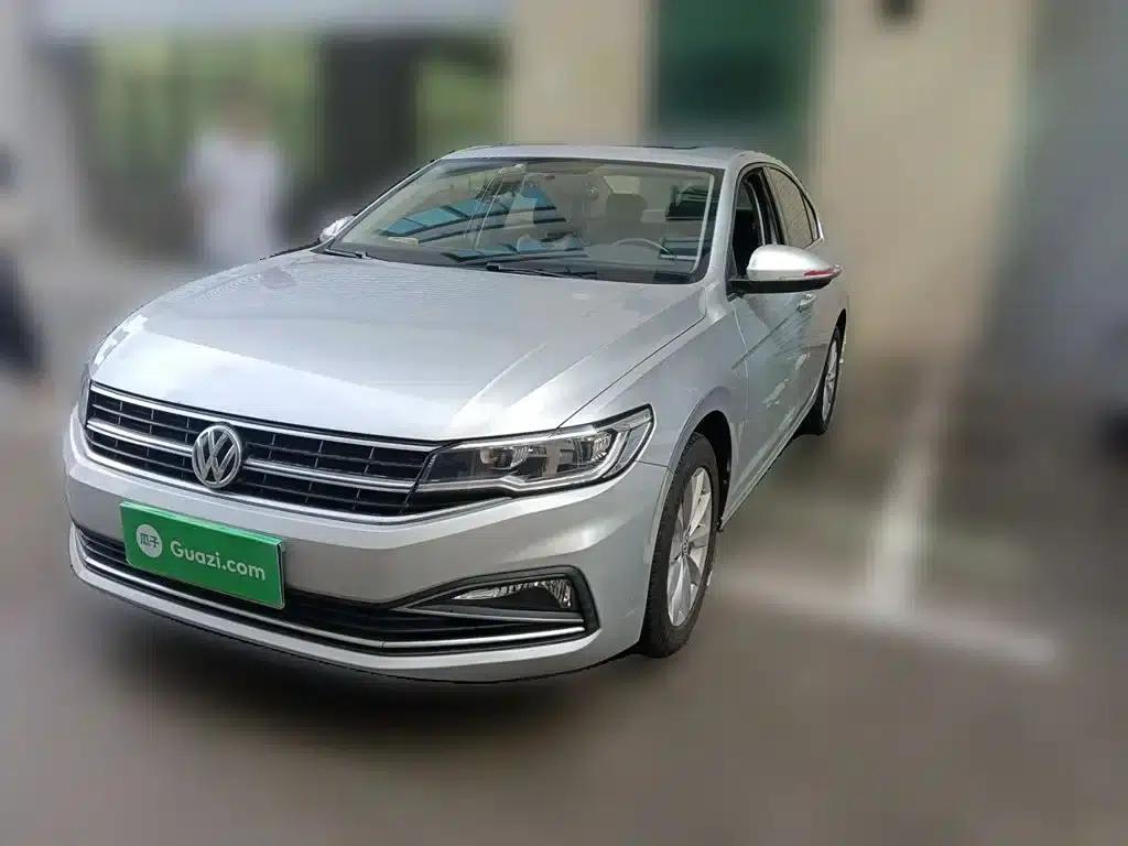 2020 Volkswagen Bora 1.5L Manual Comfort Model — миниатюра 1