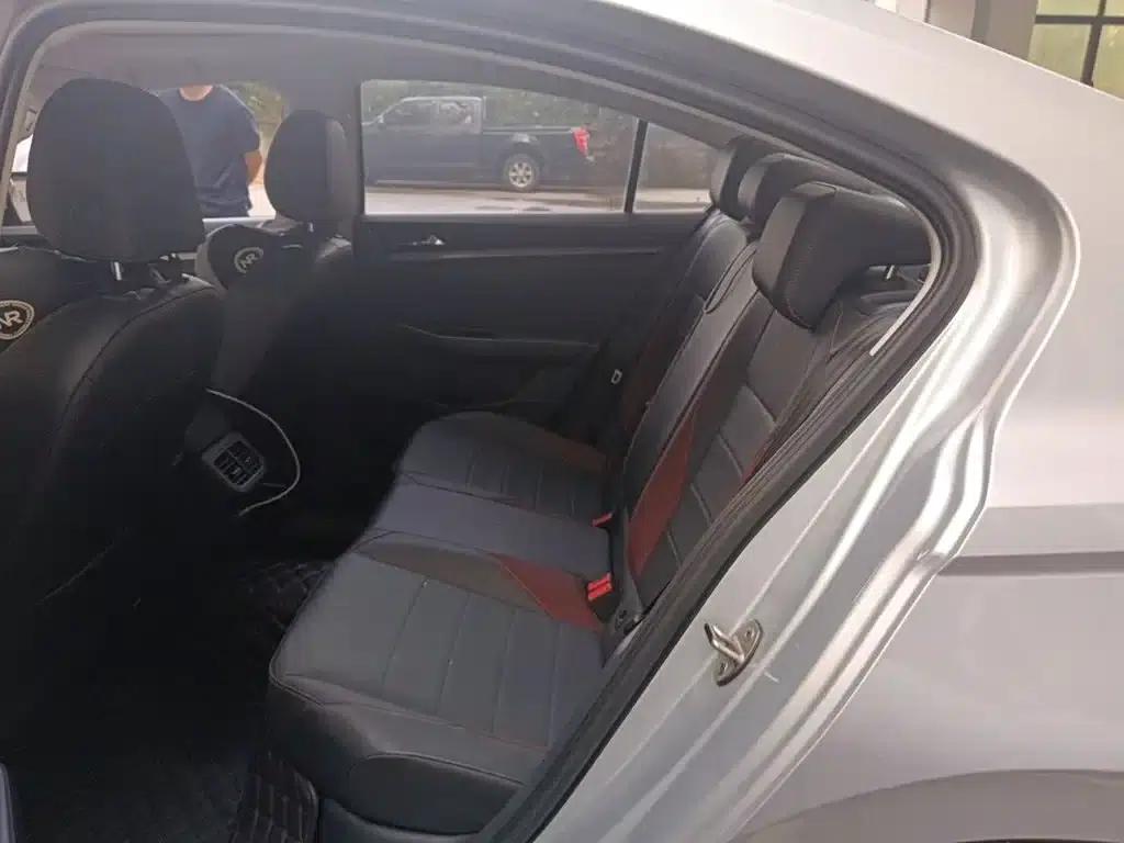 2020 Volkswagen Bora 1.5L Manual Comfort Model — миниатюра 15