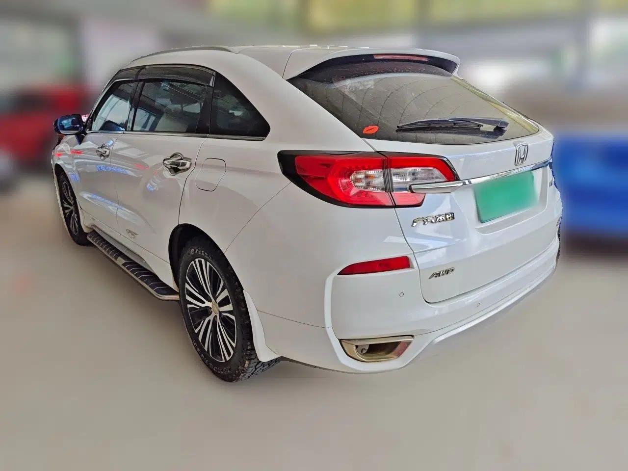 Honda Avancier 2017 370TURBO Four-Wheel Drive Prestige Edition — миниатюра 4