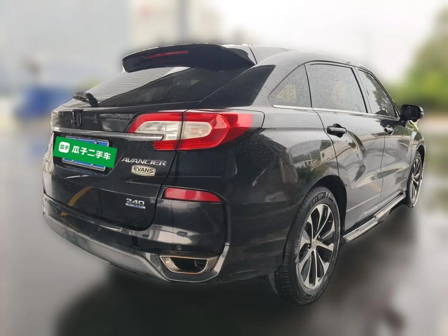 Honda Avancier 2017 240TURBO Two-Wheel Drive Luxury Edition — миниатюра 6