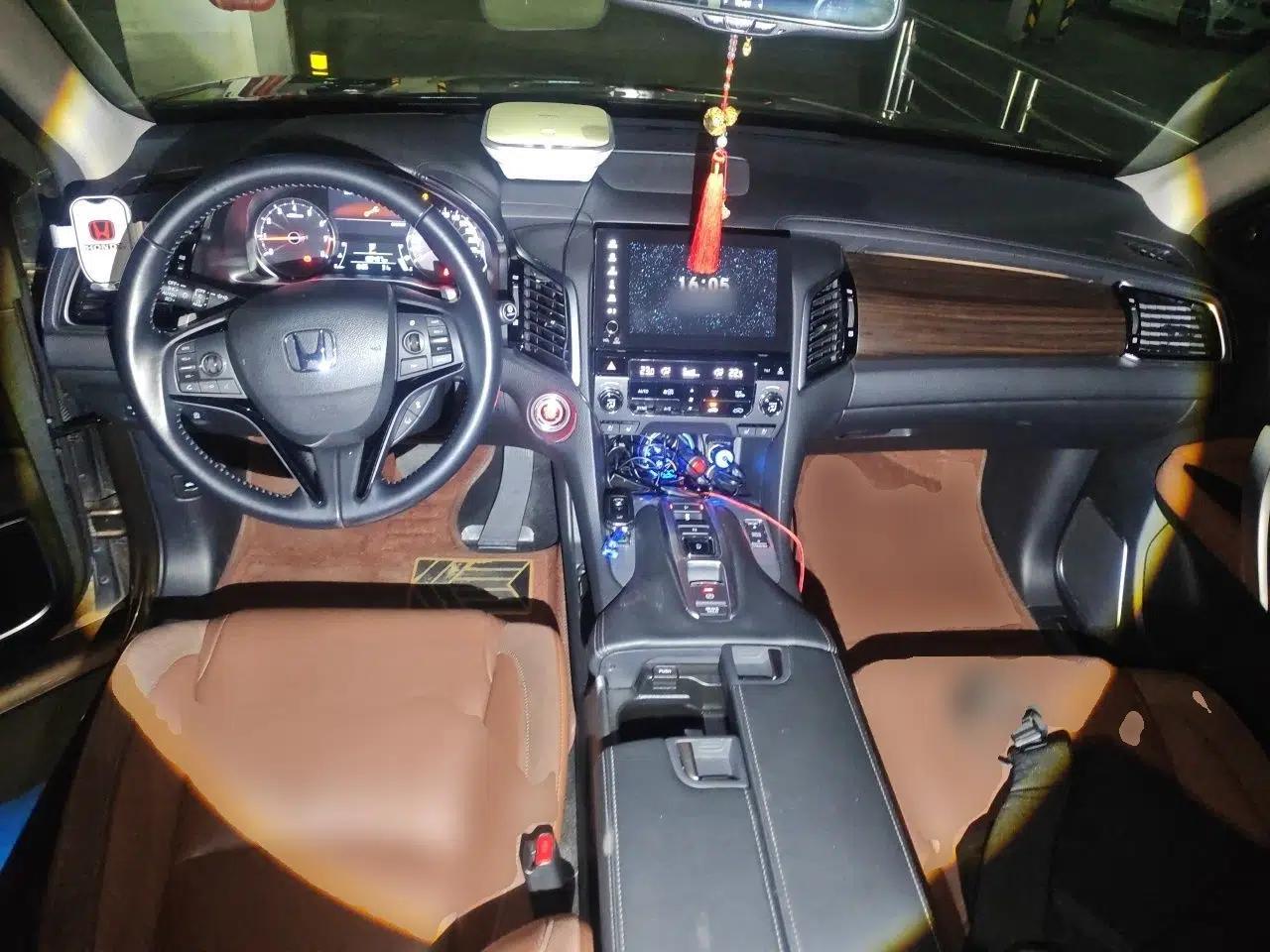 Honda Avancier 2017 370TURBO Four-Wheel Drive Supreme Edition — миниатюра 9