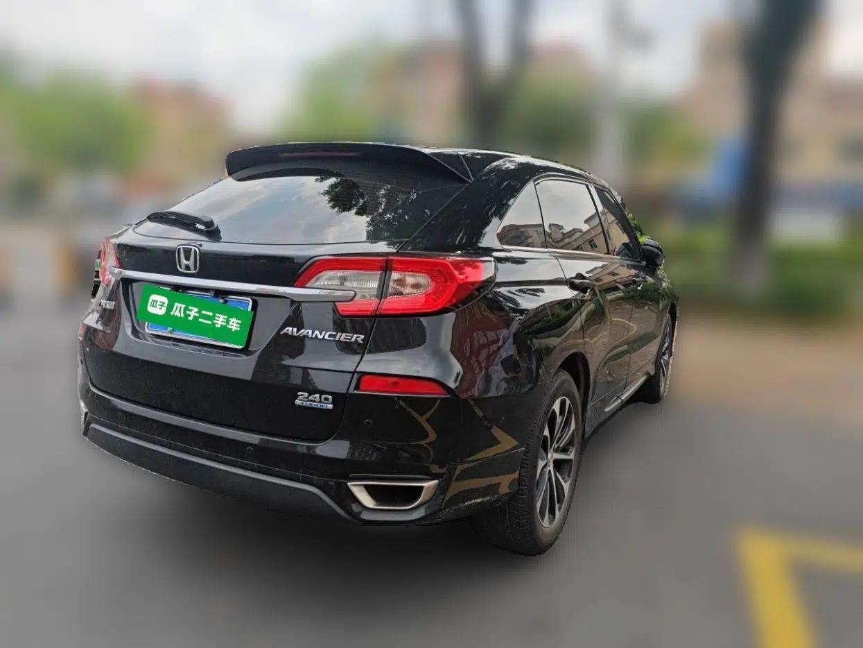 Honda Avancier 2017 240TURBO Two-Wheel Drive Comfort Version — миниатюра 6