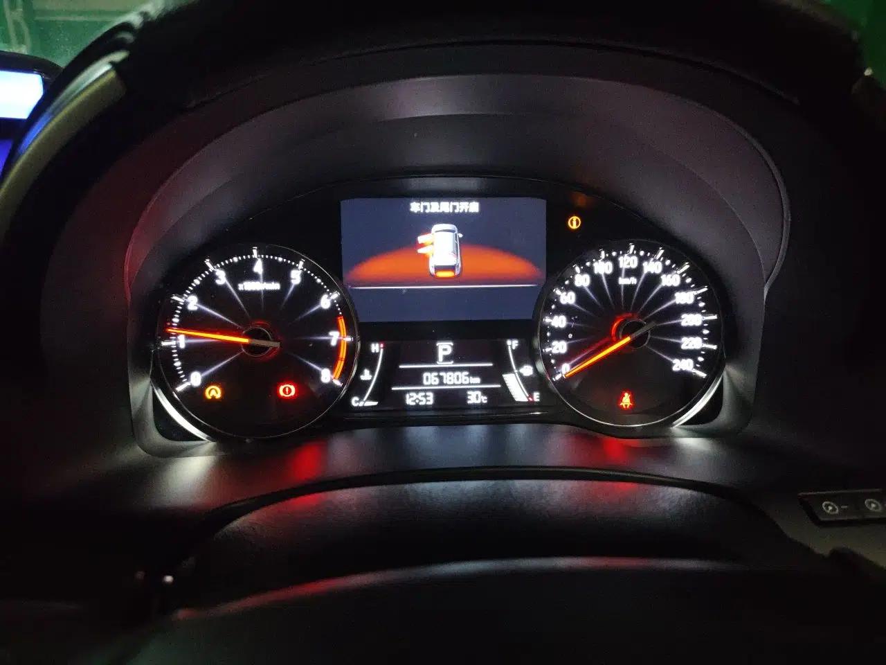 Honda Avancier 2019 240TURBO 2WD Luxury Starry Sky Limited Edition — миниатюра 11
