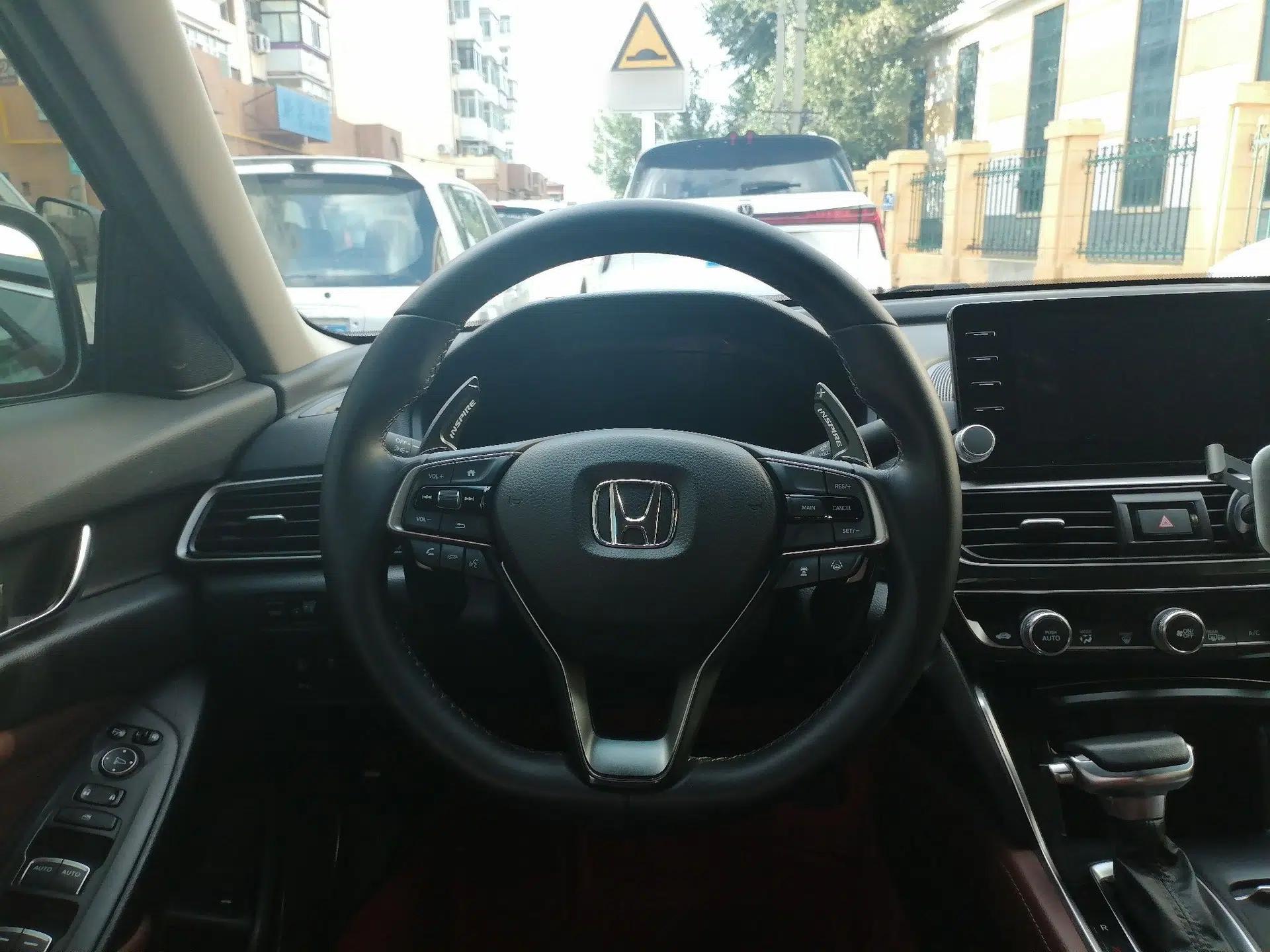 Honda Inspire 2019 260TURBO Elite Edition China V Standard — миниатюра 10