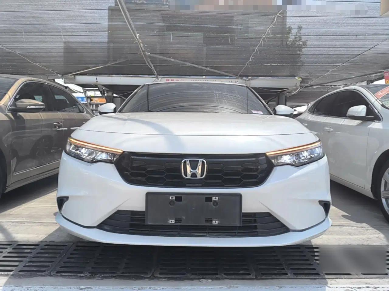 Honda Integra 2022 240TURBO CVT Luxury Edition — миниатюра 2