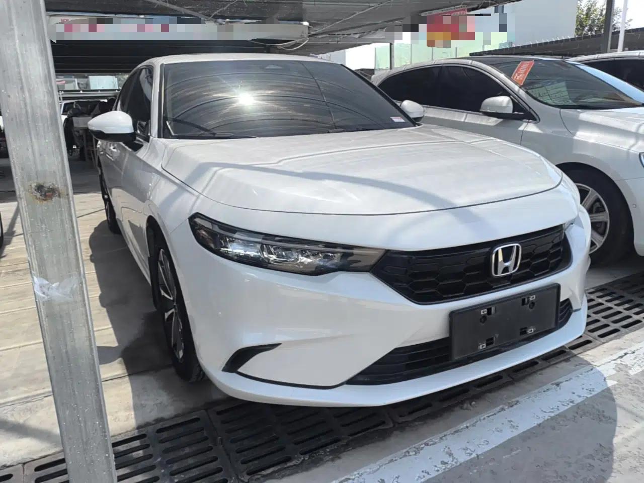 Honda Integra 2022 240TURBO CVT Luxury Edition — миниатюра 3